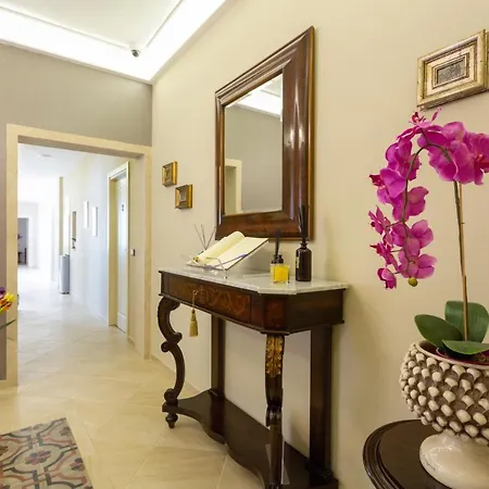 Bed and Breakfast Maeco Ortigia