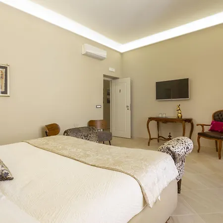 Bed and Breakfast Maeco Ortigia