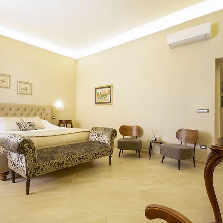 Nocleg ze śniadaniem Maeco Ortigia 3*